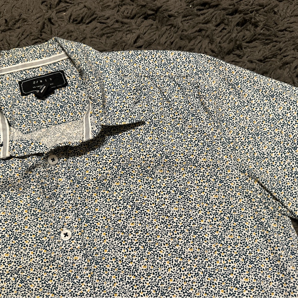 Forever 21 Blue and White Casual Button Down Shirt